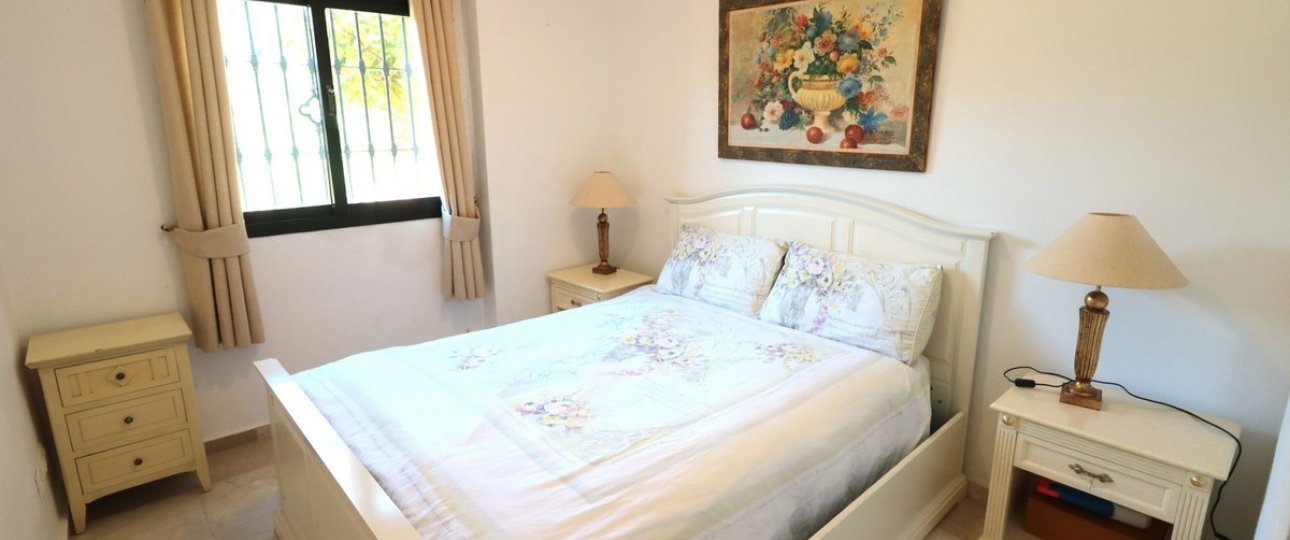 Rynek wtórny - apartment - Estepona - New Golden Mile