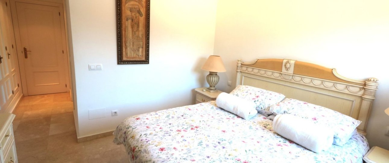 Rynek wtórny - apartment - Estepona - New Golden Mile