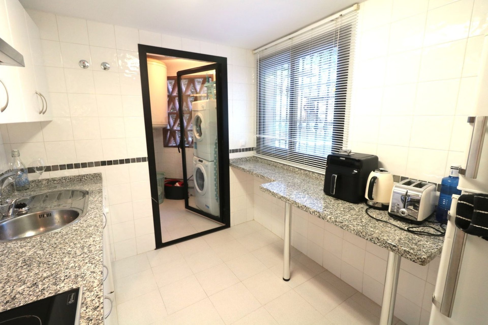 Rynek wtórny - apartment - Estepona - New Golden Mile
