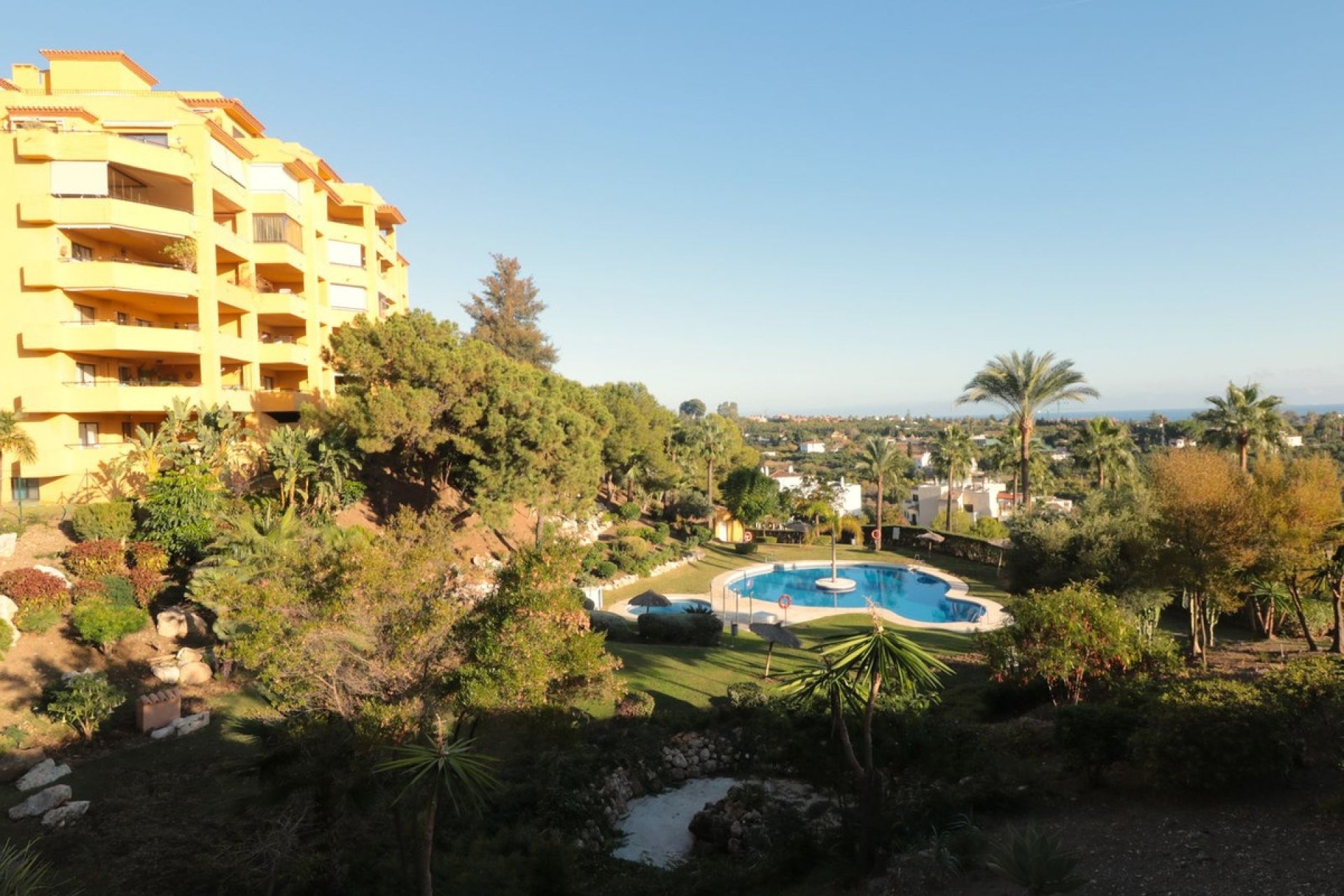 Rynek wtórny - apartment - Estepona - New Golden Mile