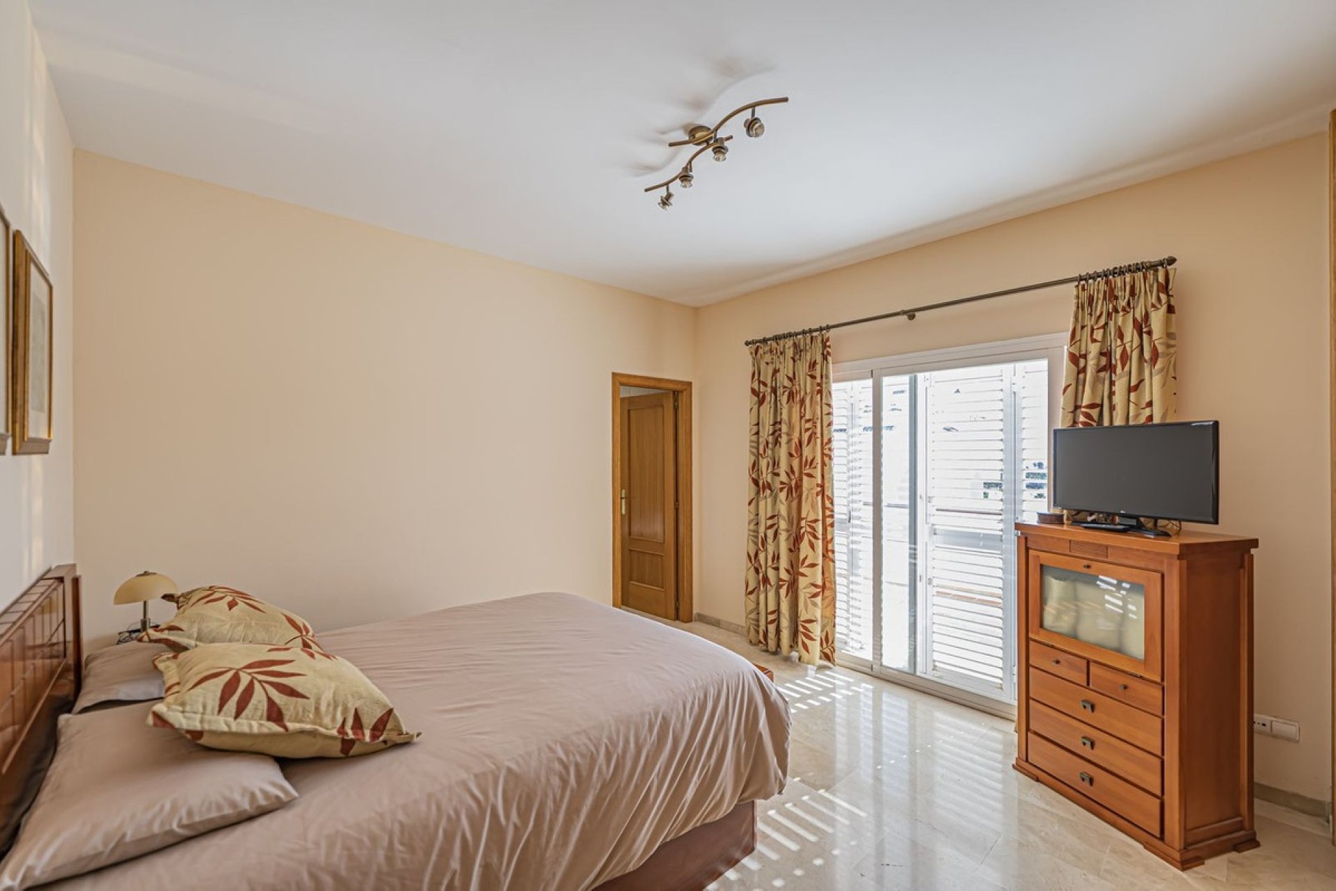 Rynek wtórny - apartment - Estepona - Selwo