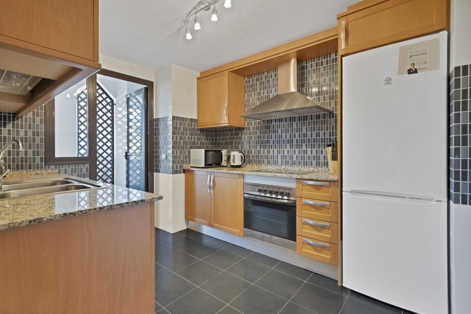Rynek wtórny - apartment - Estepona - Selwo