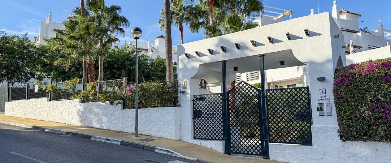 Rynek wtórny - apartment - Estepona - Selwo