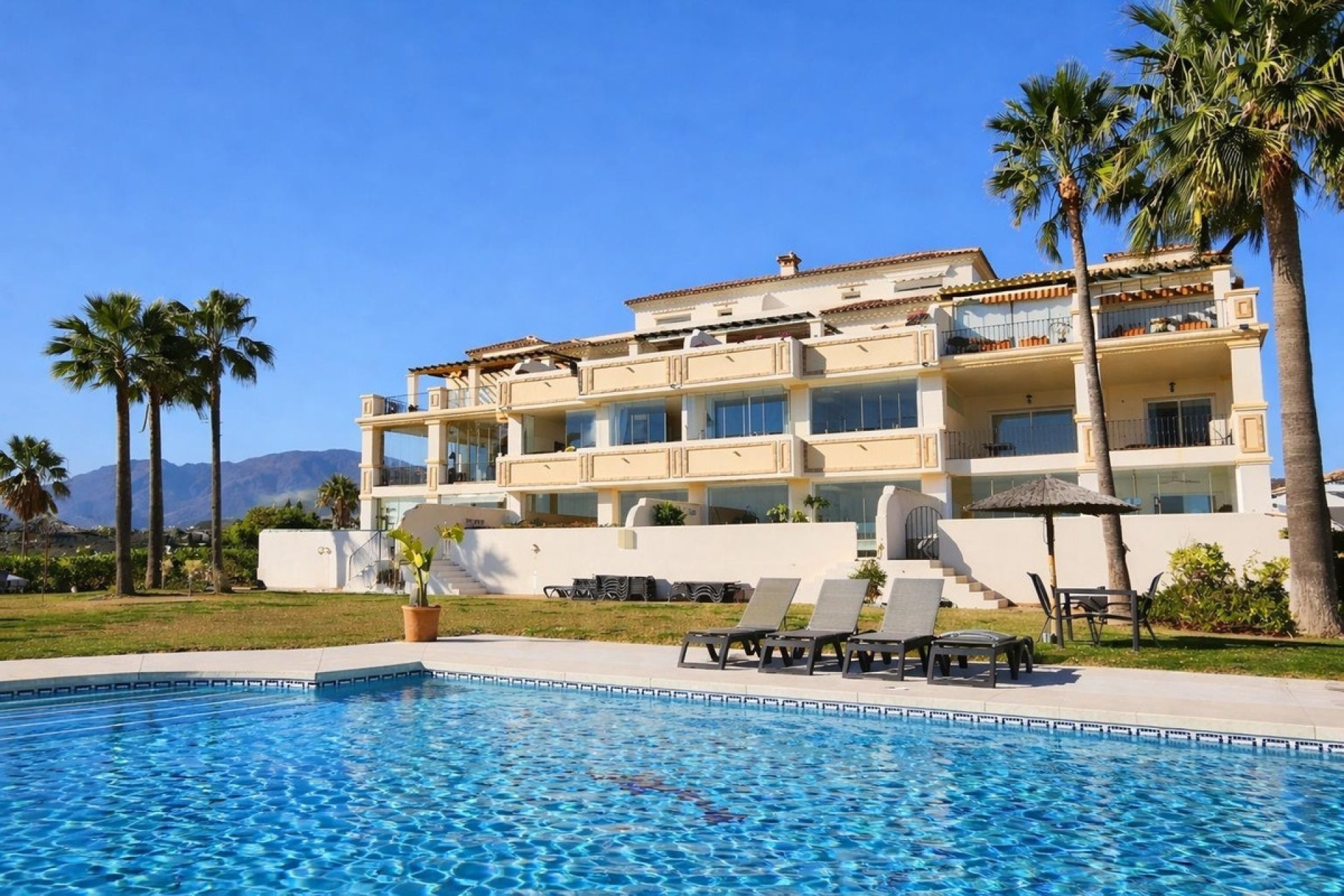 Rynek wtórny - apartment - Estepona - Selwo