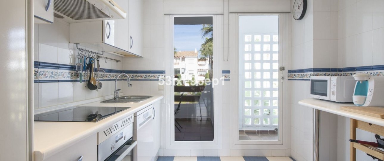Rynek wtórny - apartment - Estepona - Selwo