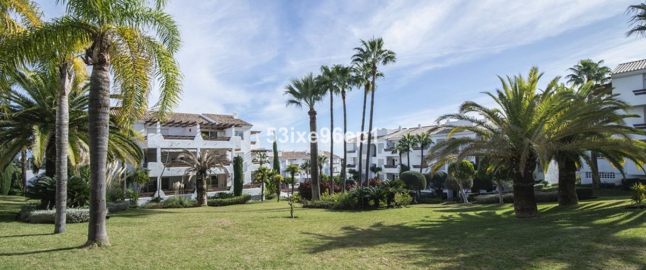 Rynek wtórny - apartment - Estepona - Selwo