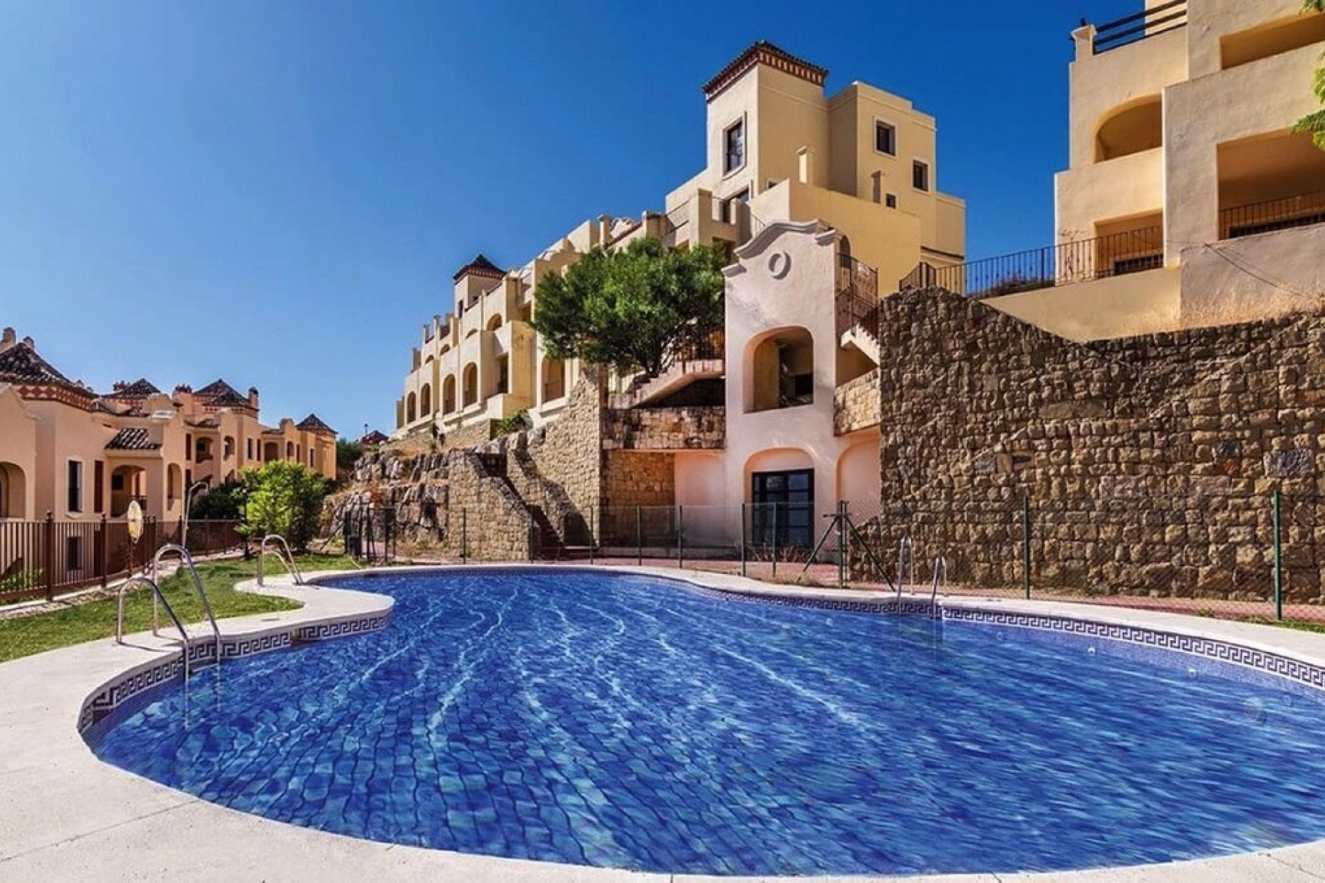 Rynek wtórny - apartment - Estepona - Valle Romano