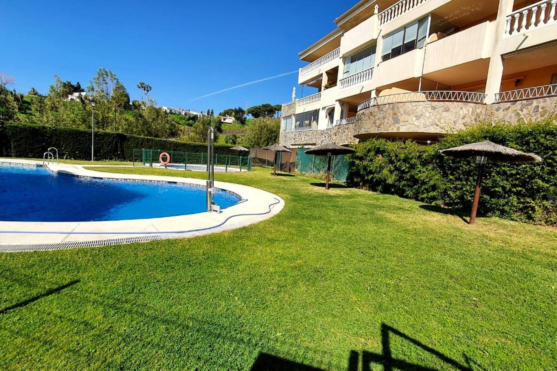 Rynek wtórny - apartment - Fuengirola - Carvajal