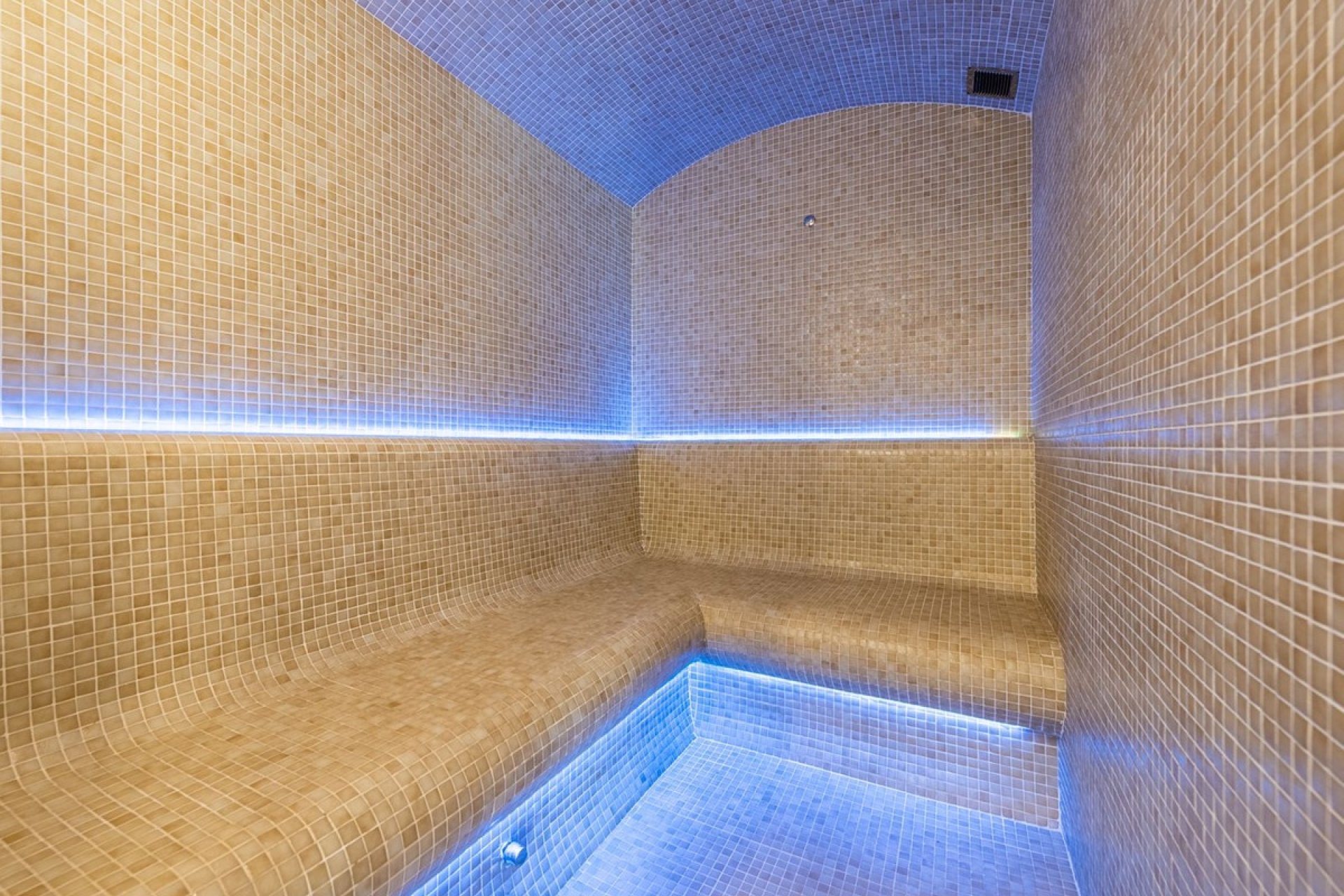 Rynek wtórny - apartment - Fuengirola - Carvajal