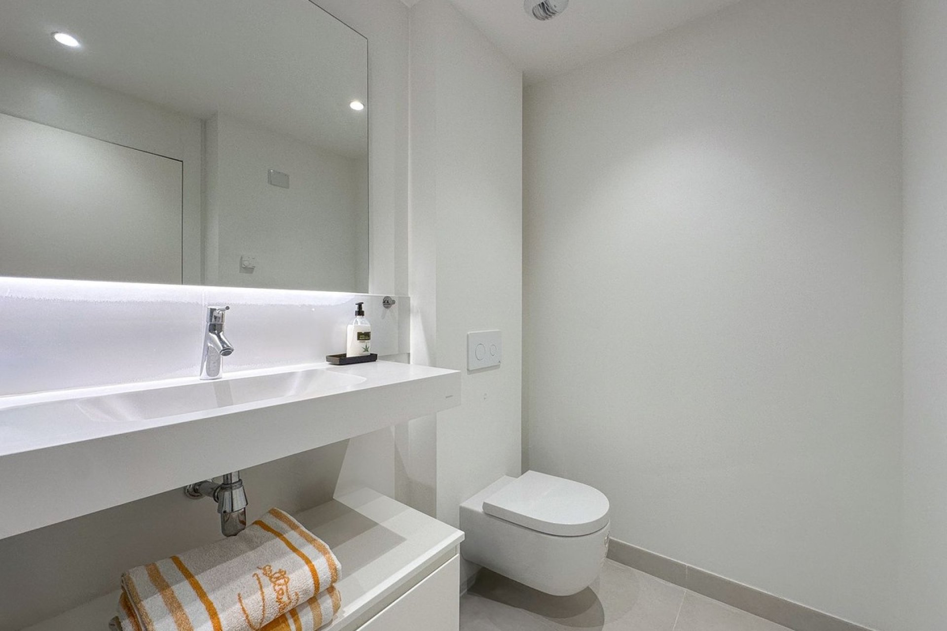 Rynek wtórny - apartment - Fuengirola - Higueron