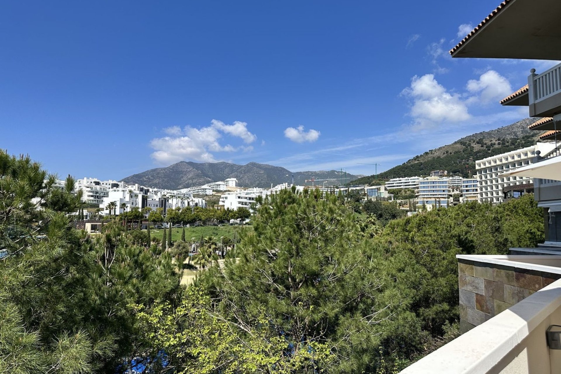 Rynek wtórny - apartment - Fuengirola - Higueron