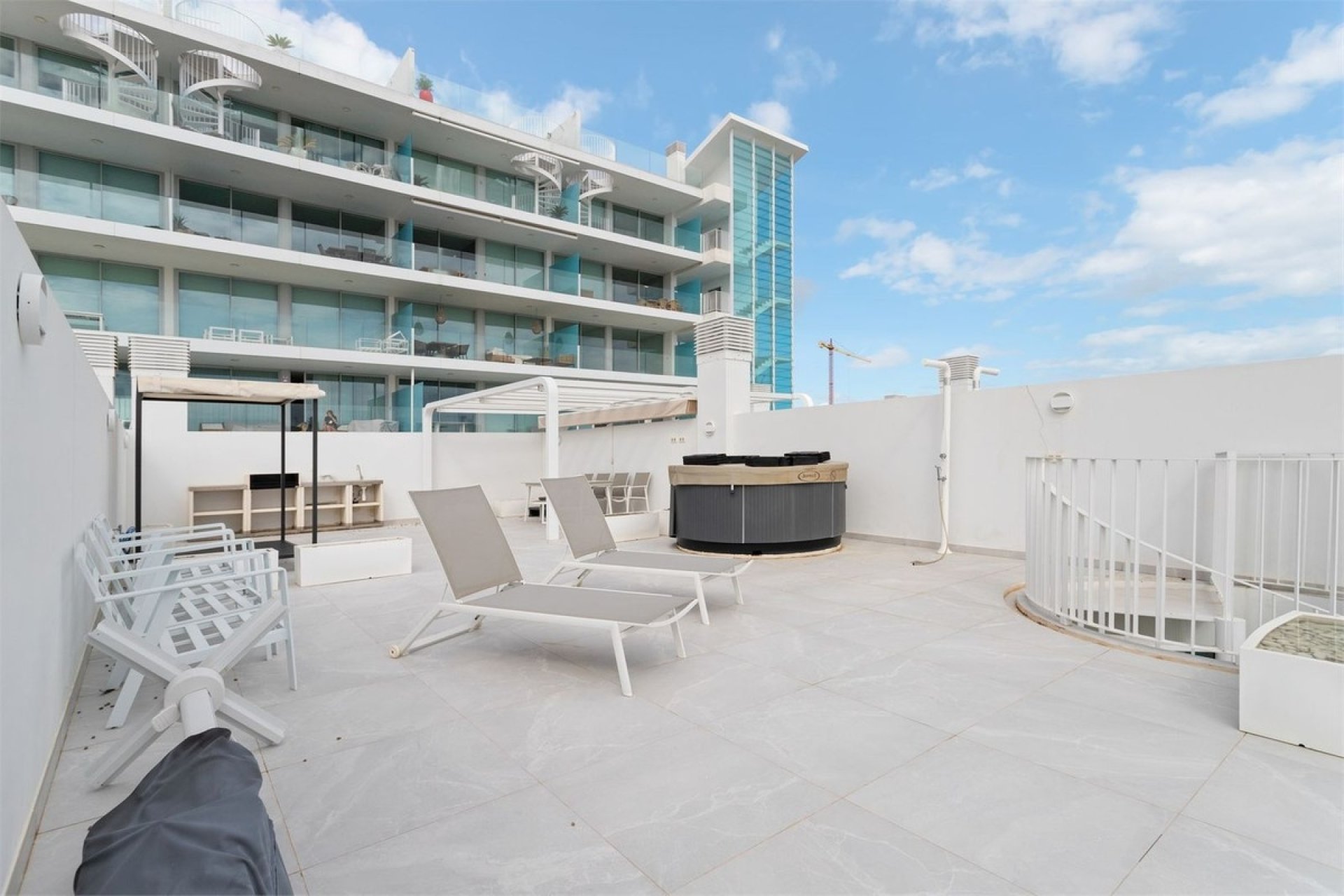 Rynek wtórny - apartment - Fuengirola - Higueron