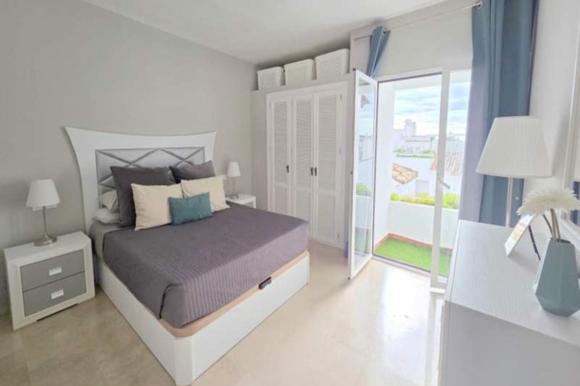 Rynek wtórny - apartment - Manilva - La Duquesa