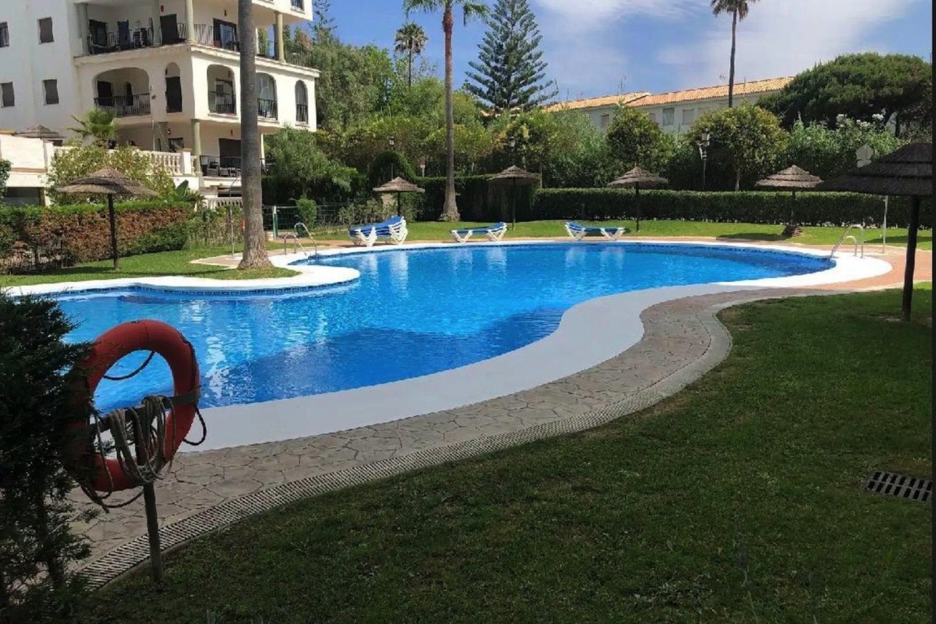 Rynek wtórny - apartment - Manilva - La Duquesa