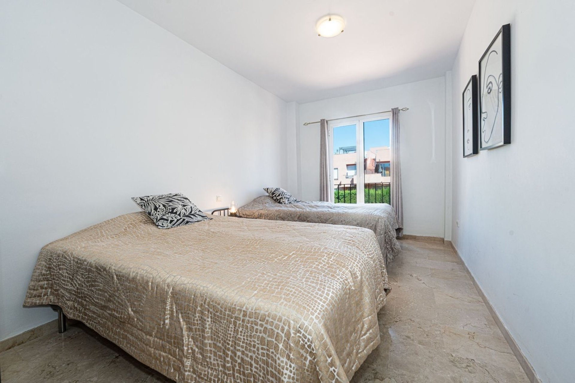 Rynek wtórny - apartment - Manilva - La Duquesa
