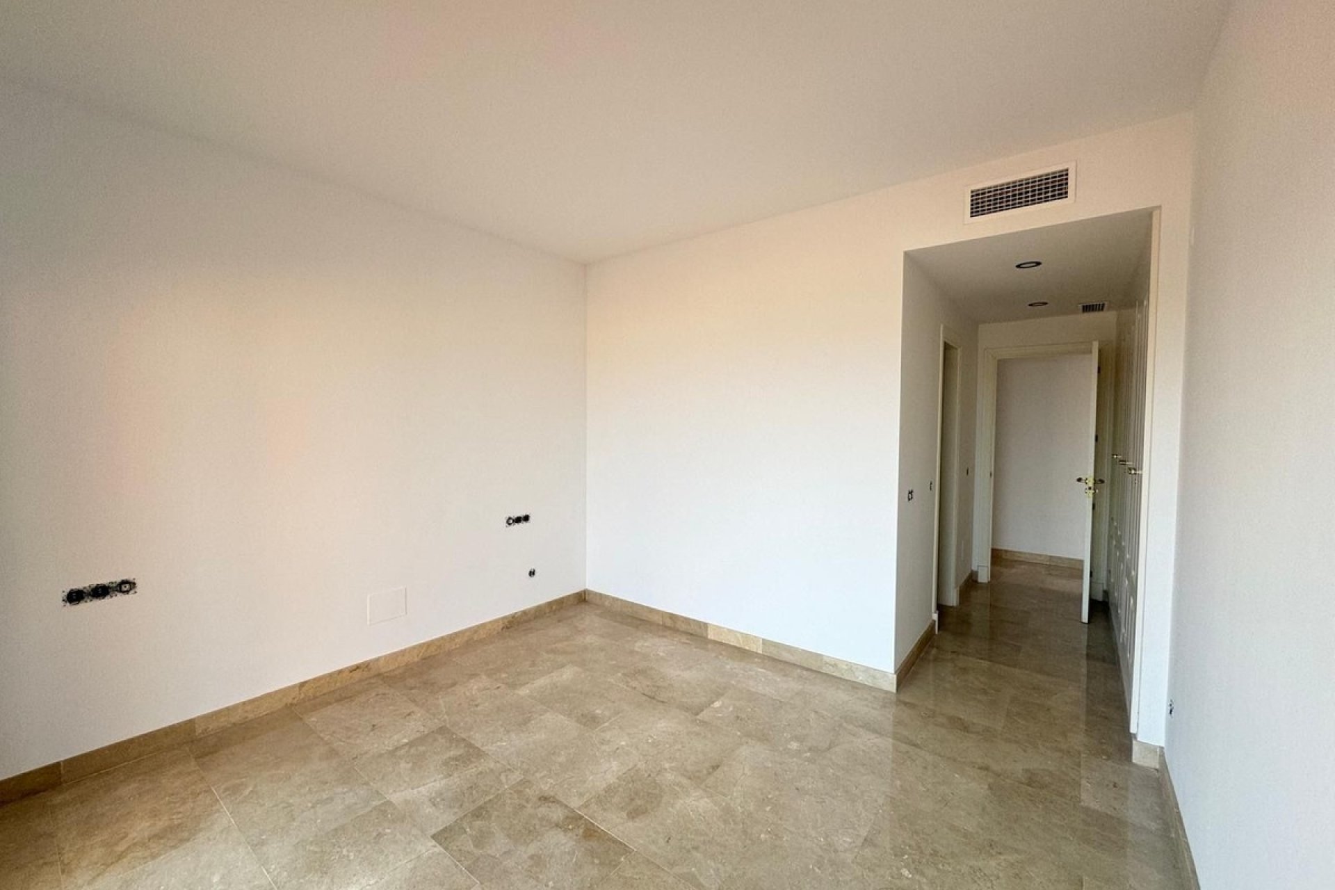 Rynek wtórny - apartment - Manilva - San Luis de Sabinillas
