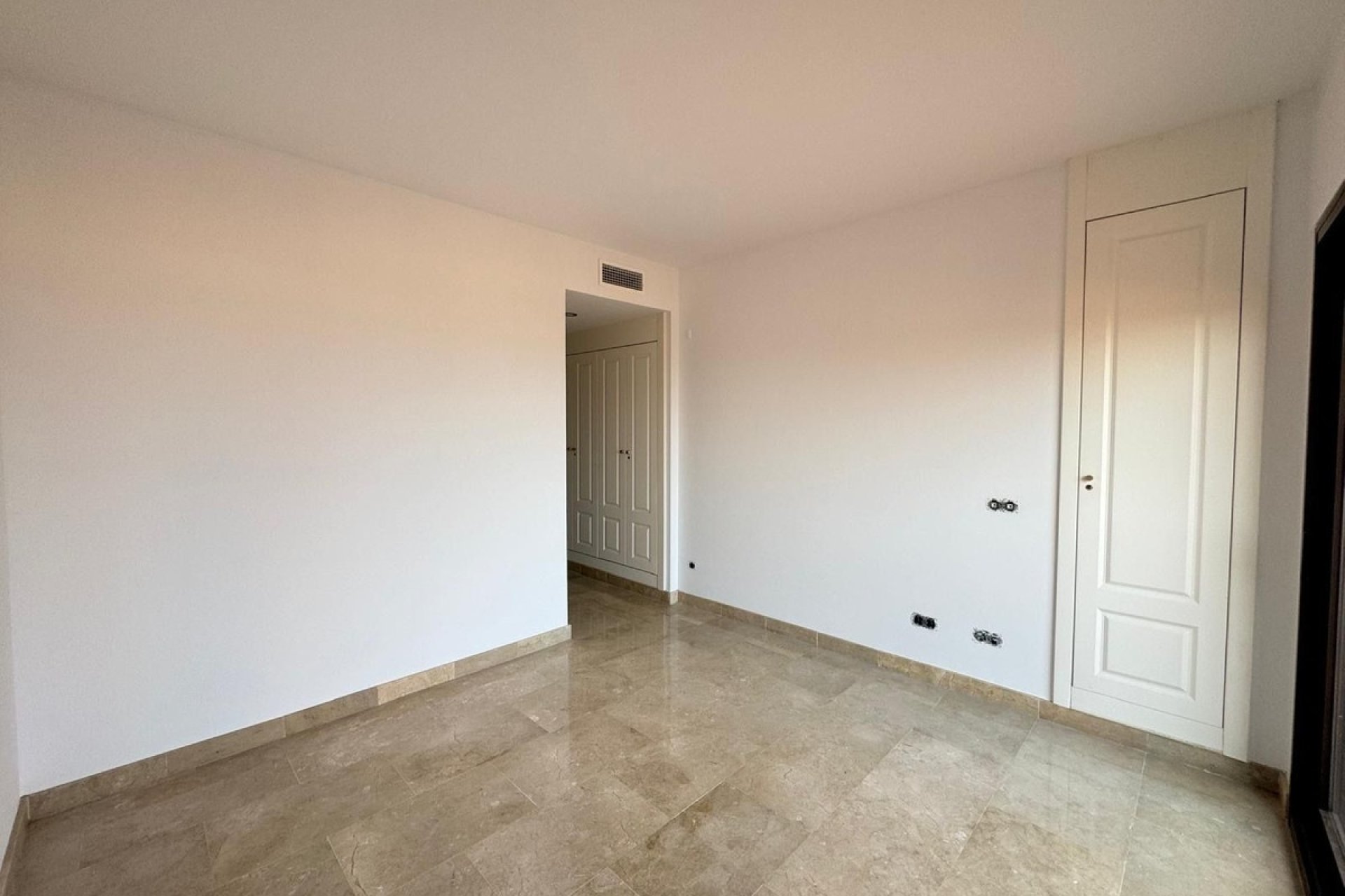 Rynek wtórny - apartment - Manilva - San Luis de Sabinillas