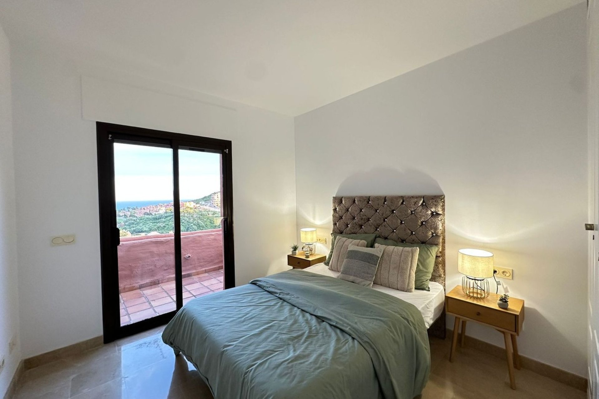 Rynek wtórny - apartment - Manilva - San Luis de Sabinillas