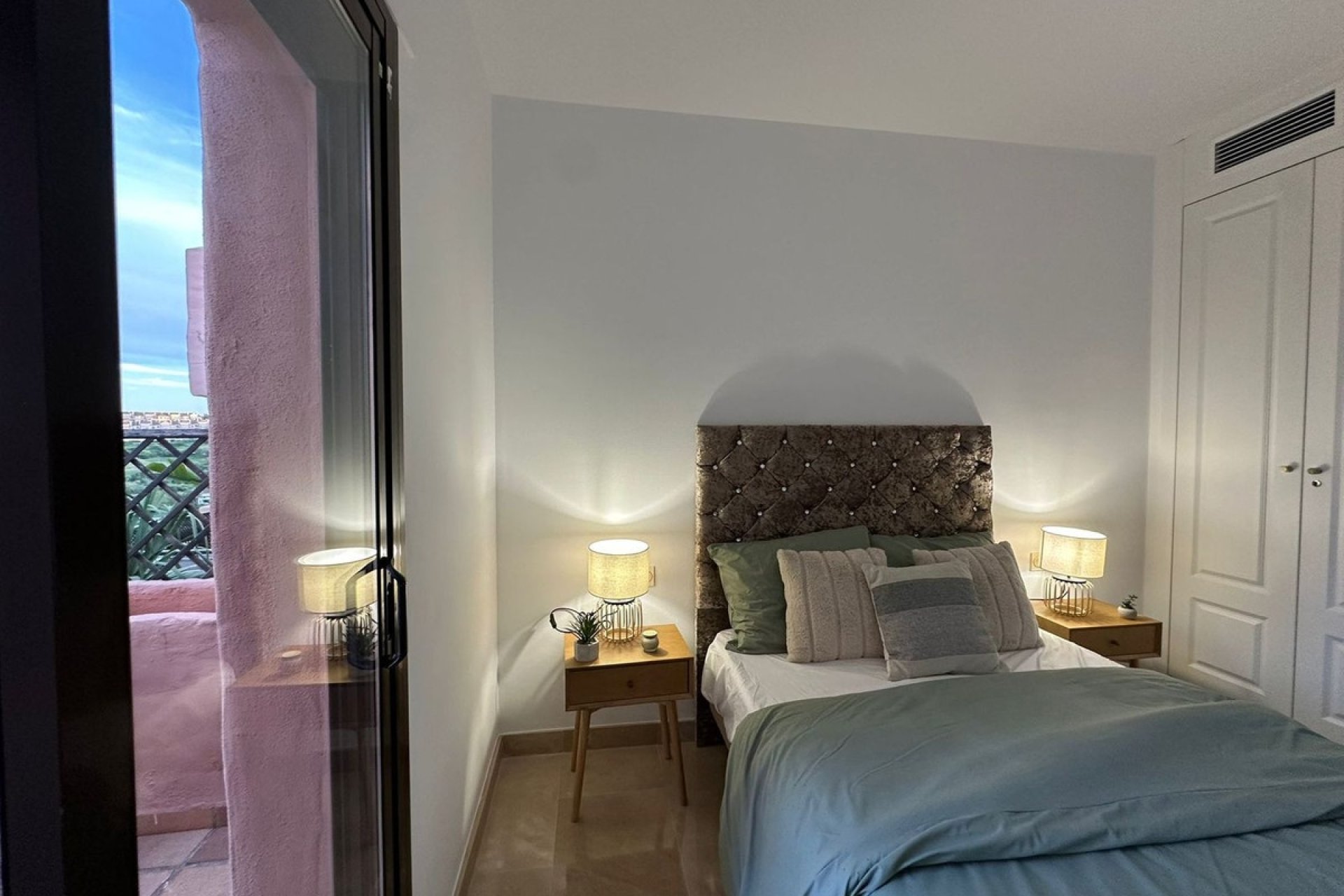 Rynek wtórny - apartment - Manilva - San Luis de Sabinillas