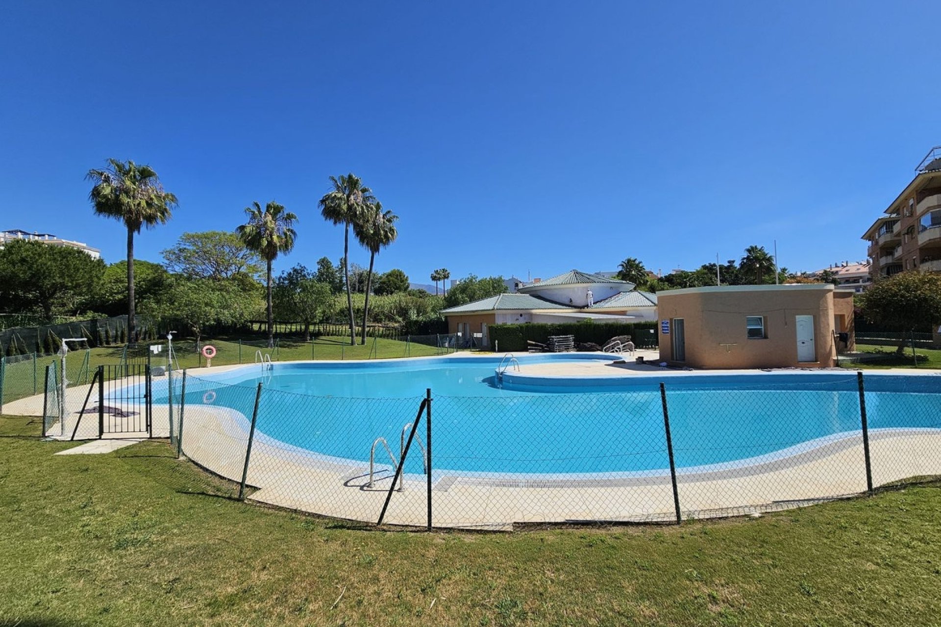Rynek wtórny - apartment - Manilva - San Luis de Sabinillas