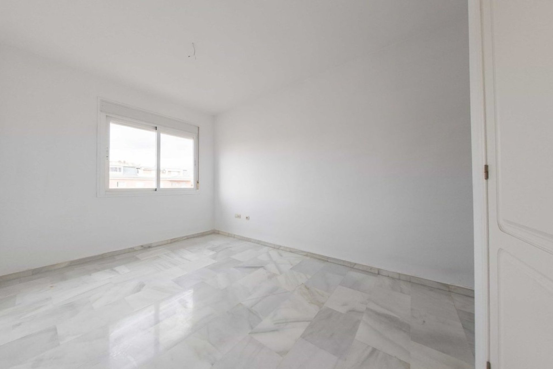 Rynek wtórny - apartment - Manilva - San Luis de Sabinillas