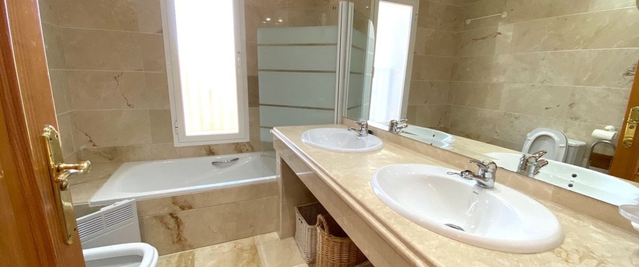 Rynek wtórny - apartment - Marbella - Aloha