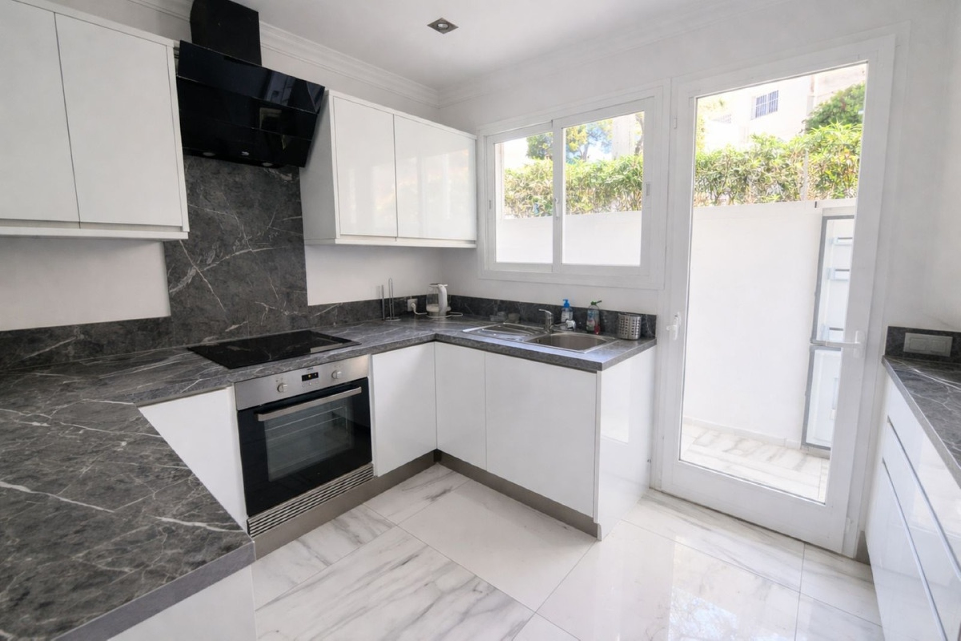 Rynek wtórny - apartment - Marbella - Artola