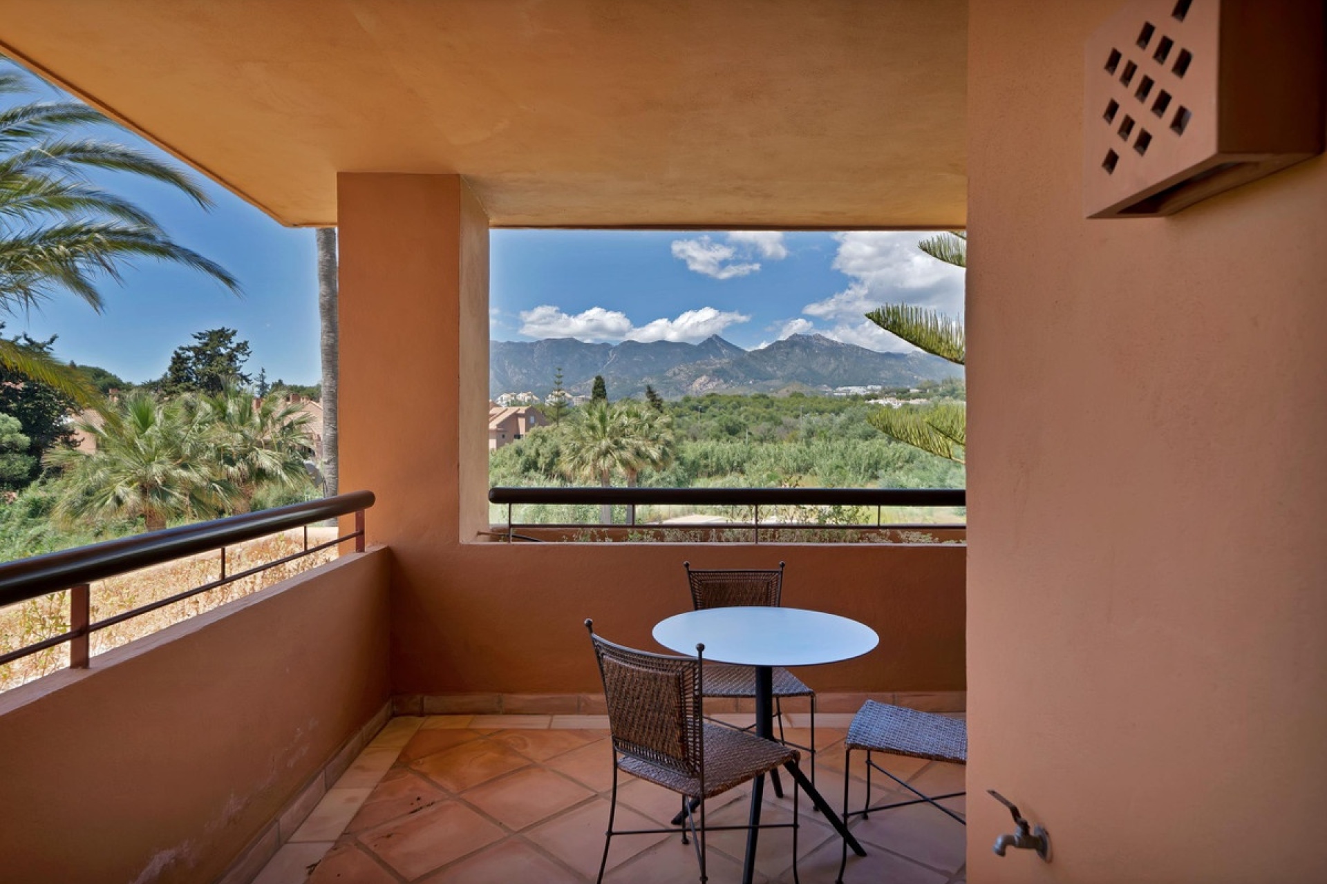 Rynek wtórny - apartment - Marbella - Bahía de Marbella