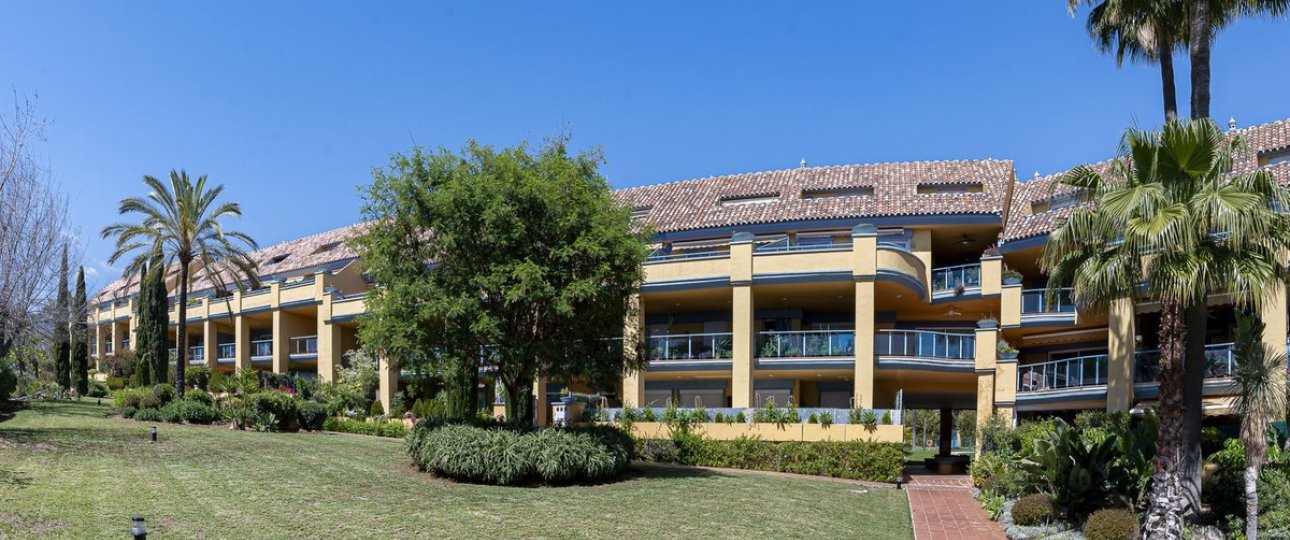 Rynek wtórny - apartment - Marbella - Bahía de Marbella