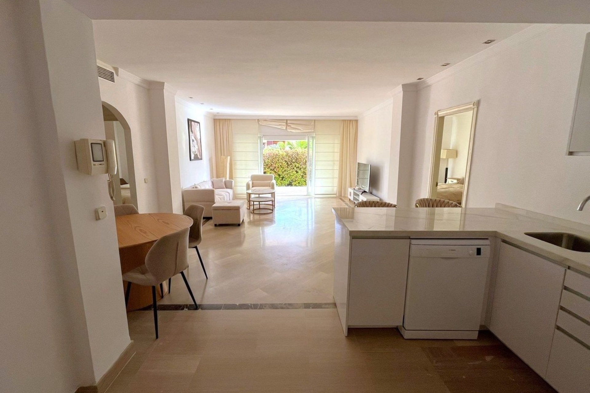 Rynek wtórny - apartment - Marbella - Bahía de Marbella