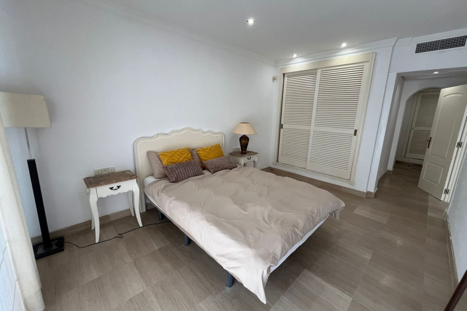 Rynek wtórny - apartment - Marbella - Bahía de Marbella