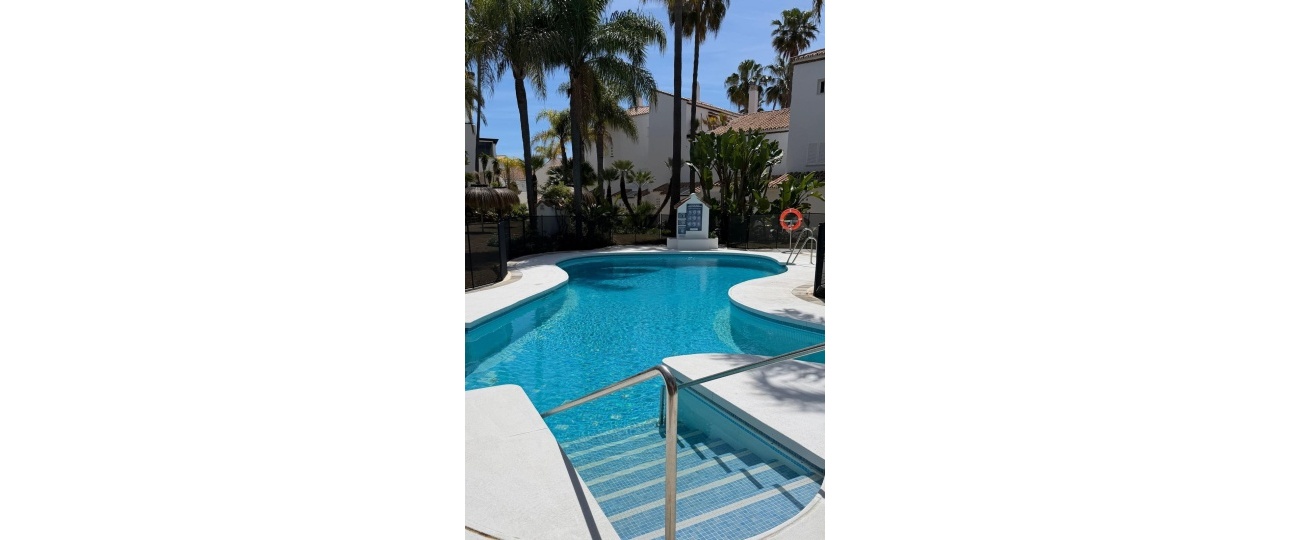 Rynek wtórny - apartment - Marbella - Bahía de Marbella