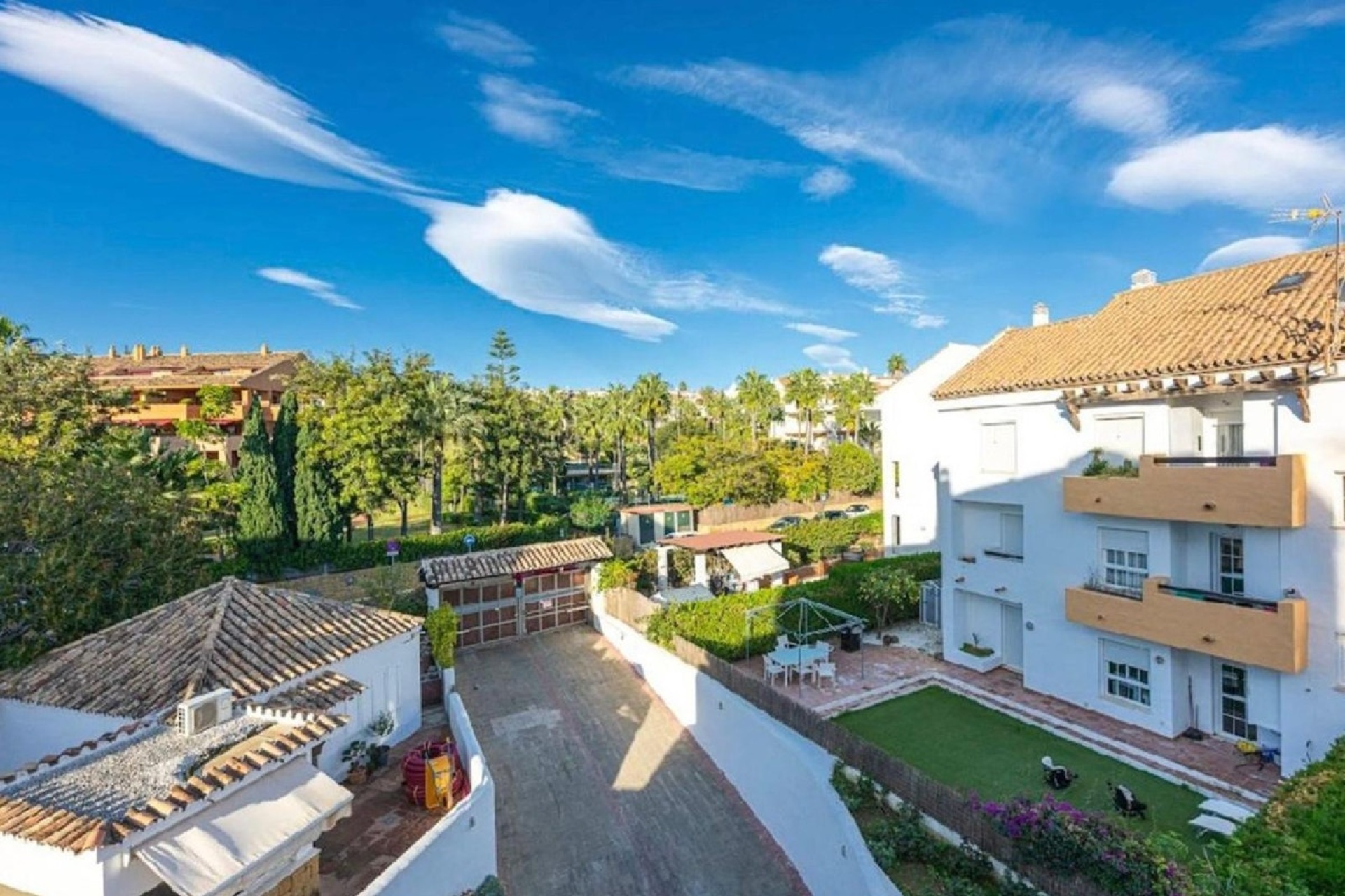 Rynek wtórny - apartment - Marbella - Bahía de Marbella