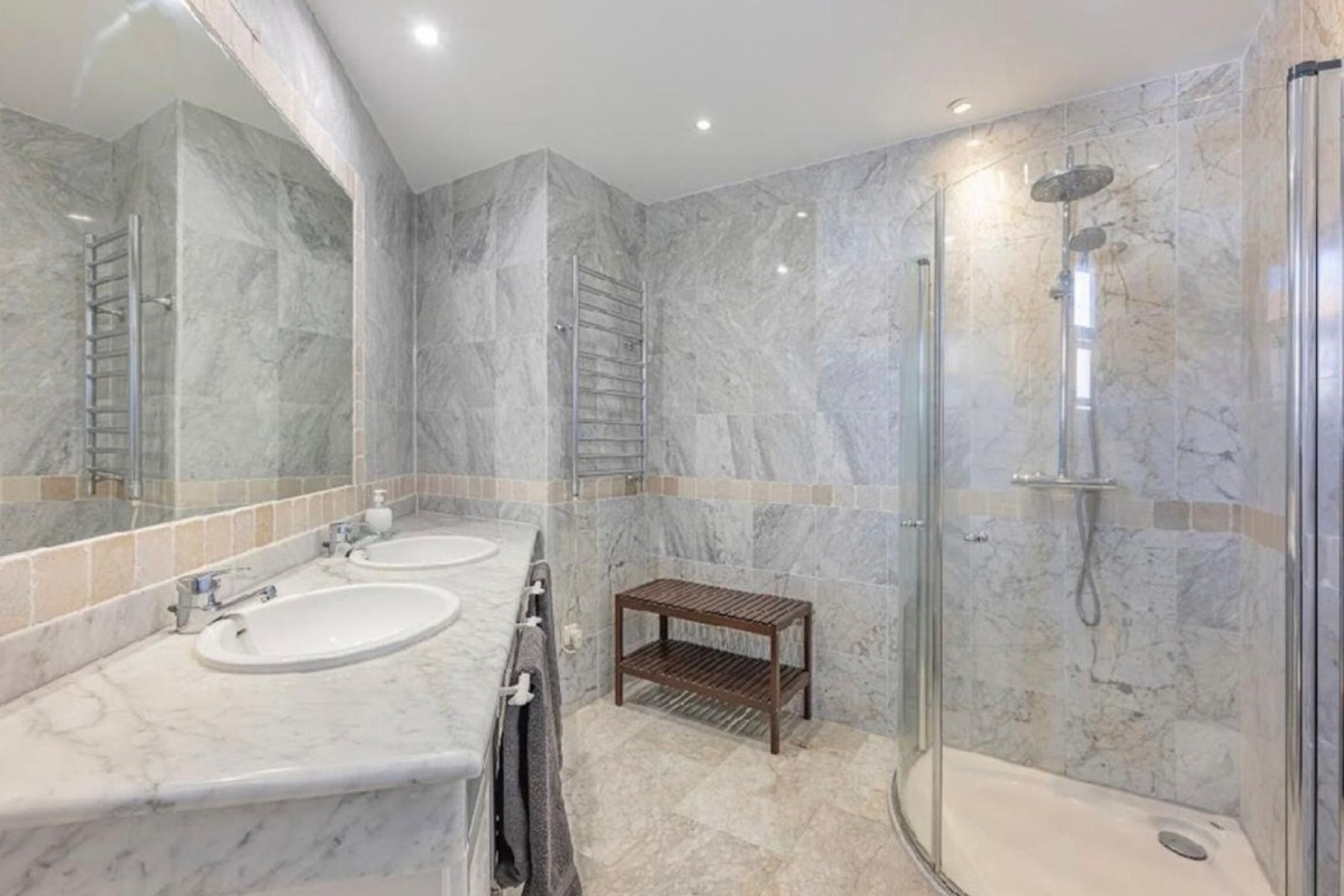 Rynek wtórny - apartment - Marbella - Bahía de Marbella