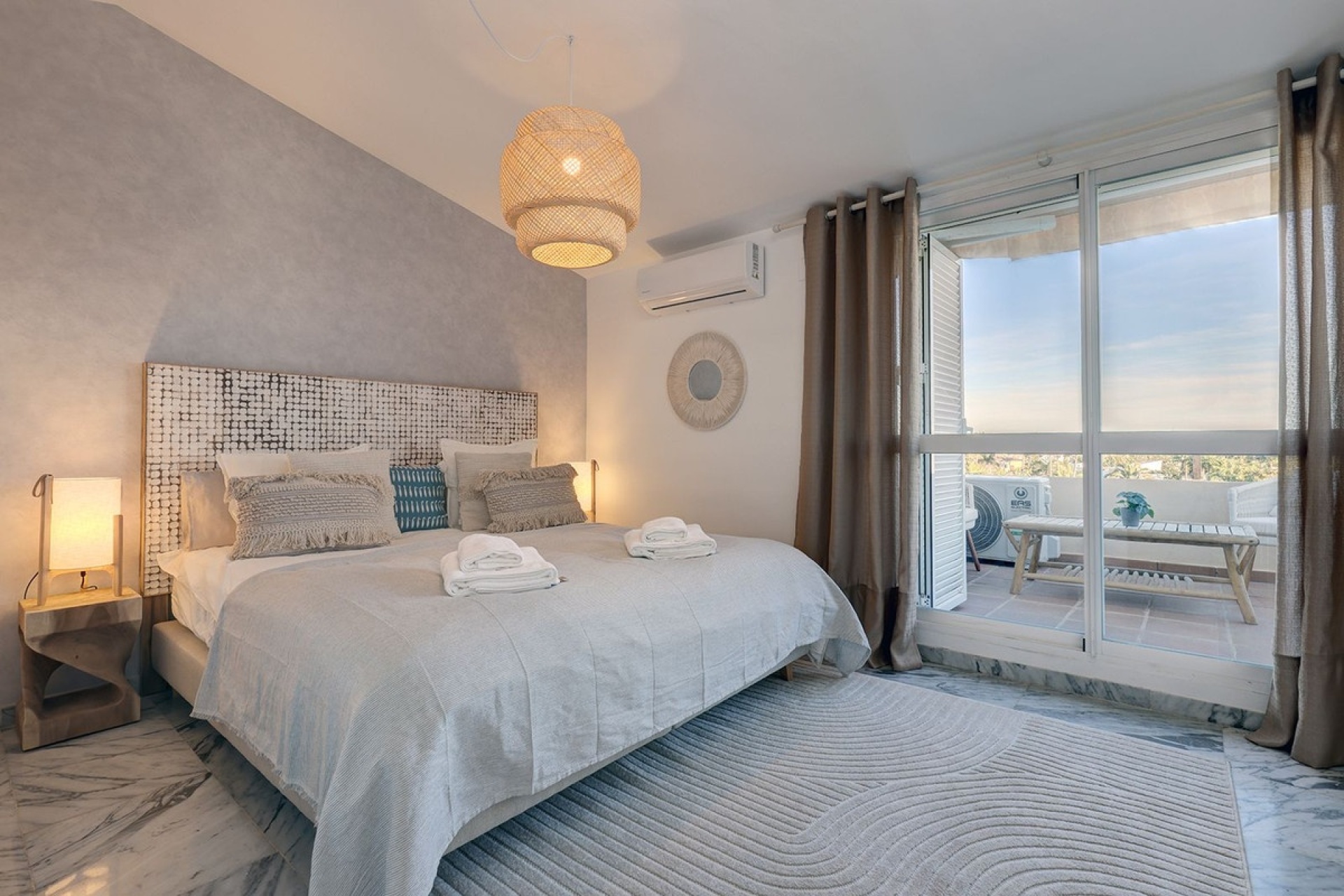 Rynek wtórny - apartment - Marbella - Bahía de Marbella