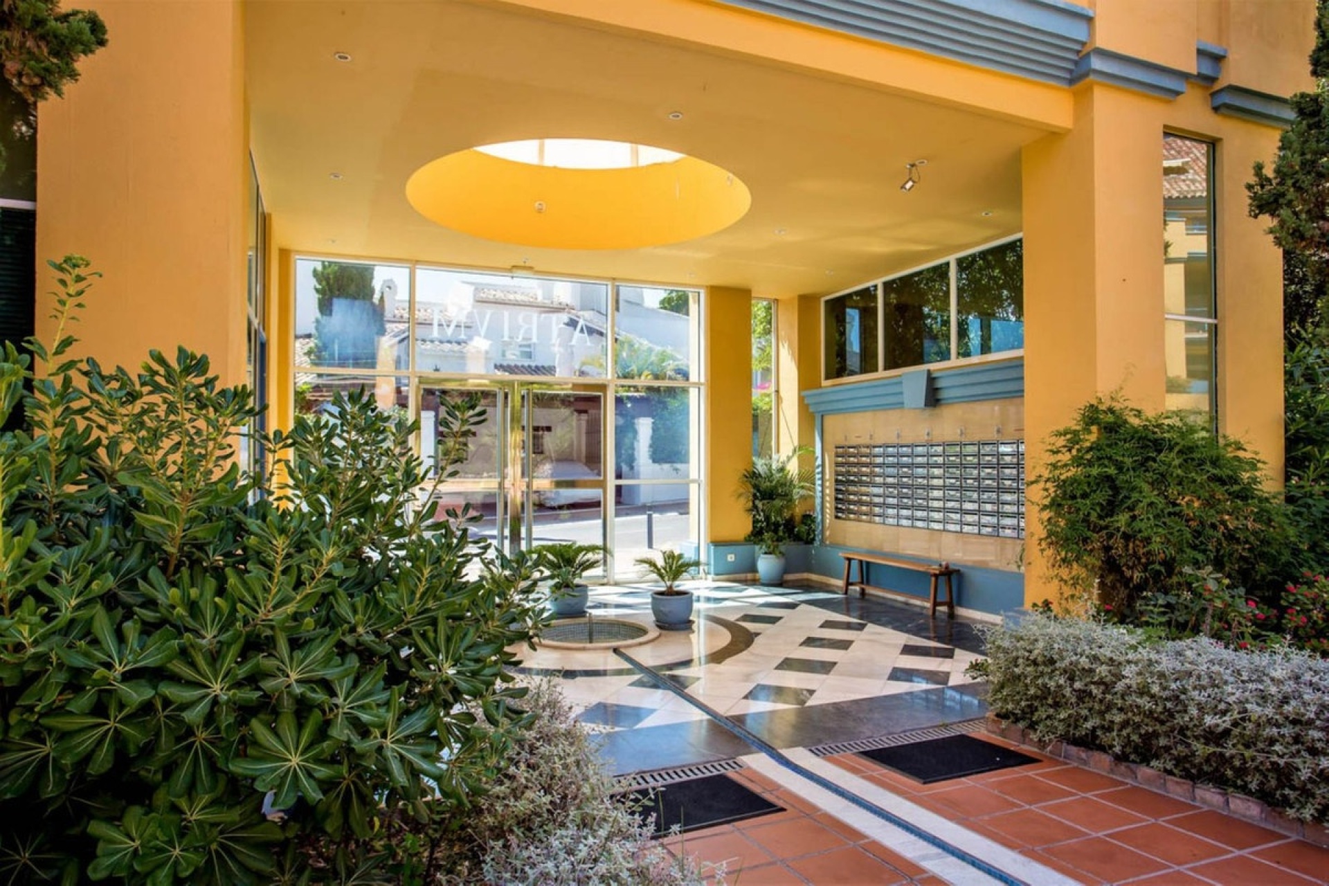 Rynek wtórny - apartment - Marbella - Bahía de Marbella