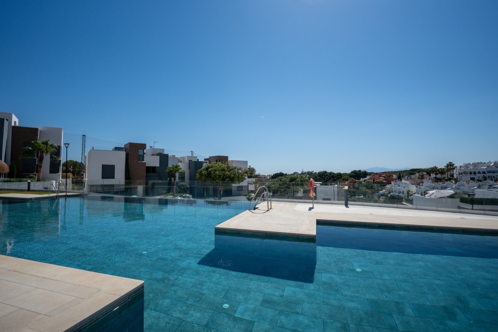 Rynek wtórny - apartment - Marbella - Cabopino