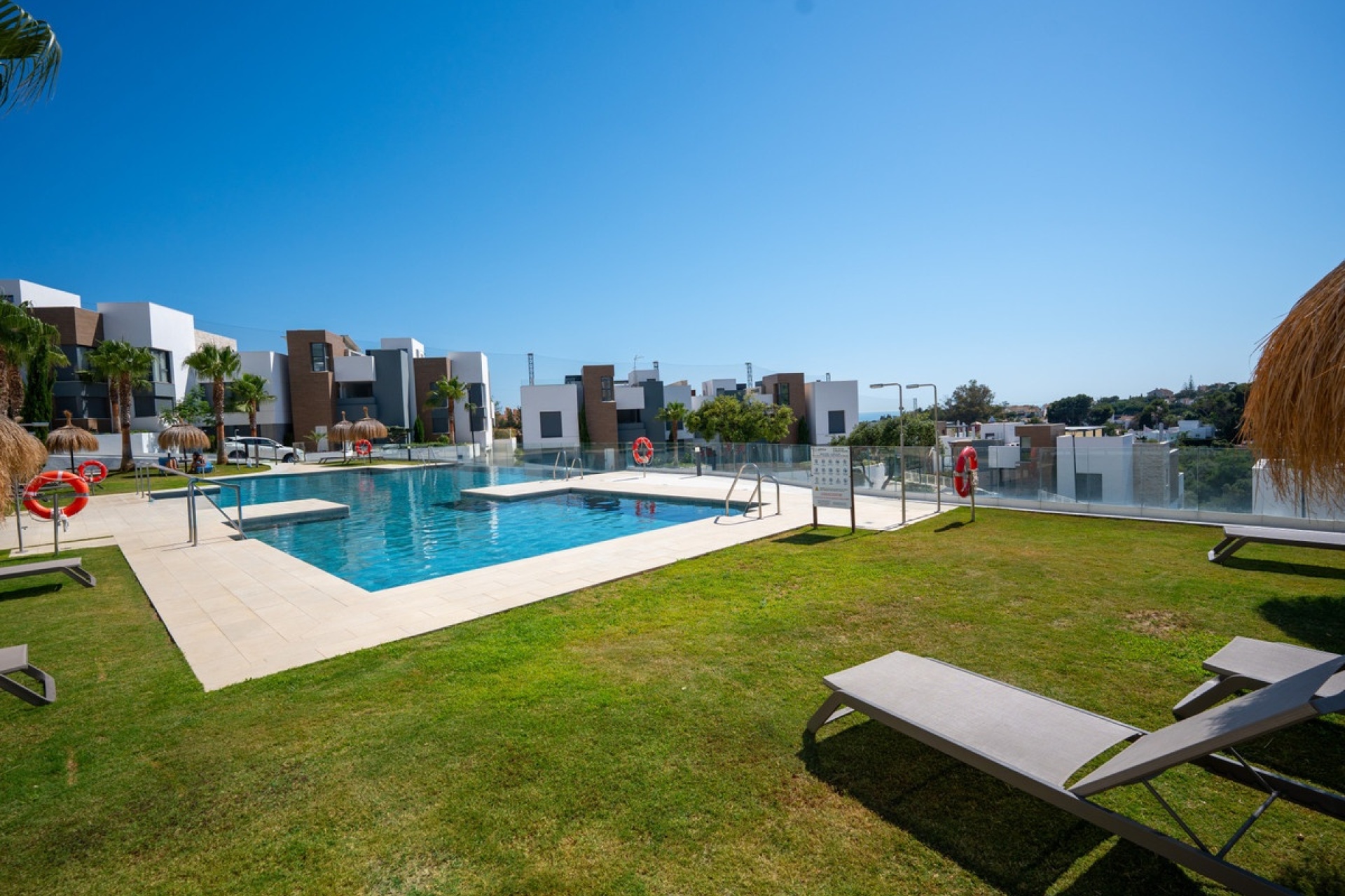 Rynek wtórny - apartment - Marbella - Cabopino