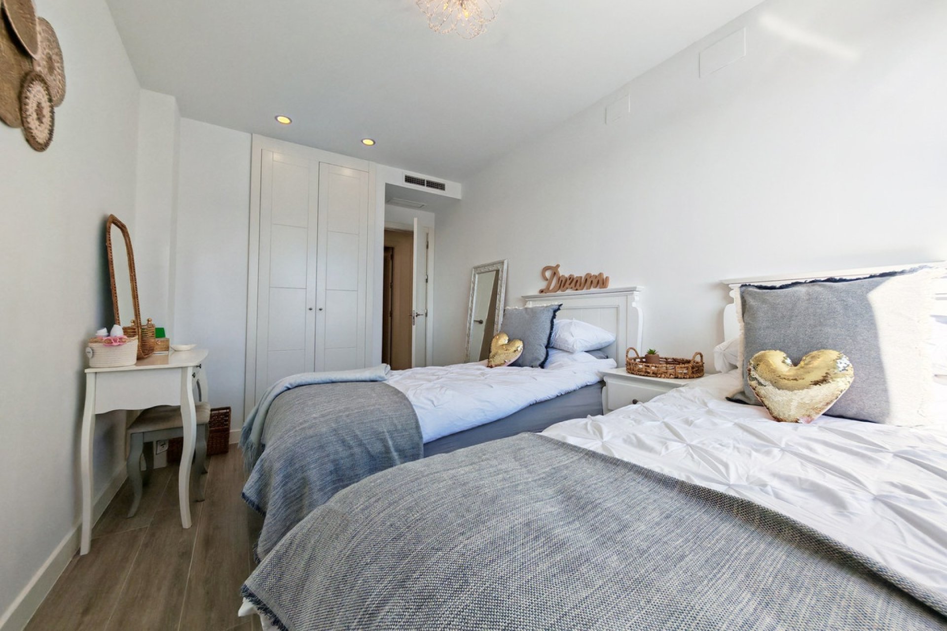 Rynek wtórny - apartment - Marbella - Cabopino