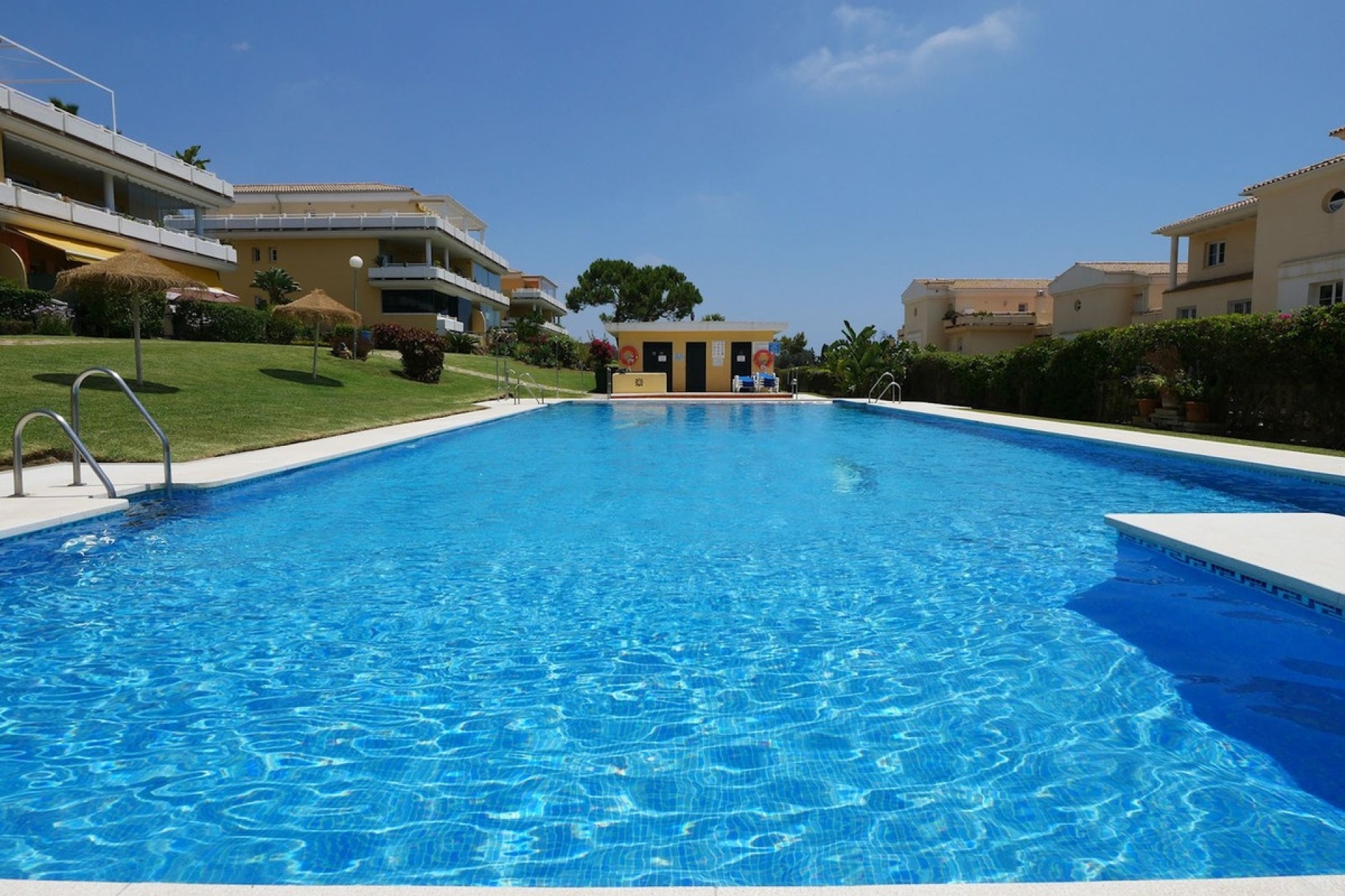 Rynek wtórny - apartment - Marbella - Cabopino
