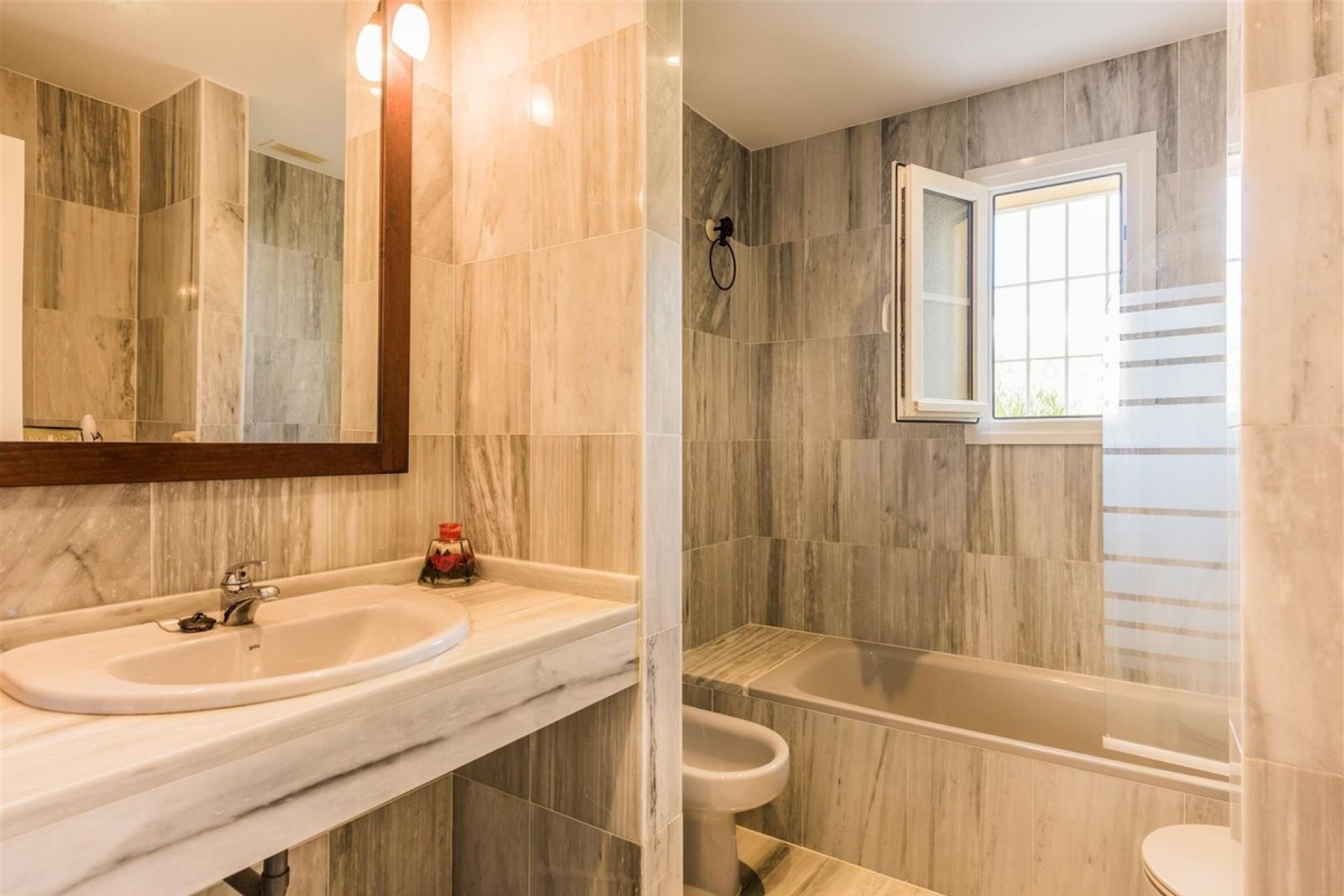 Rynek wtórny - apartment - Marbella - Cabopino