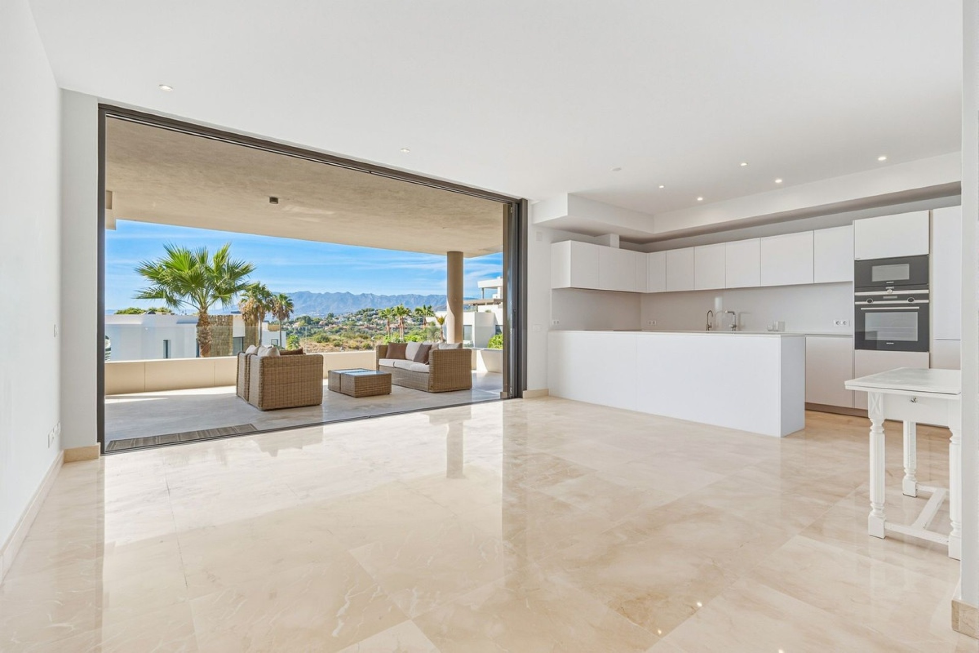 Rynek wtórny - apartment - Marbella - Cabopino