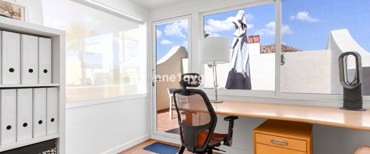 Rynek wtórny - apartment - Marbella - Cabopino