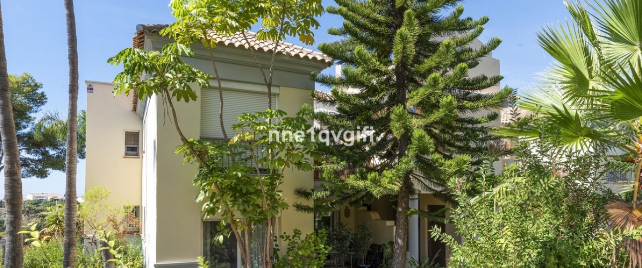 Rynek wtórny - apartment - Marbella - Cabopino