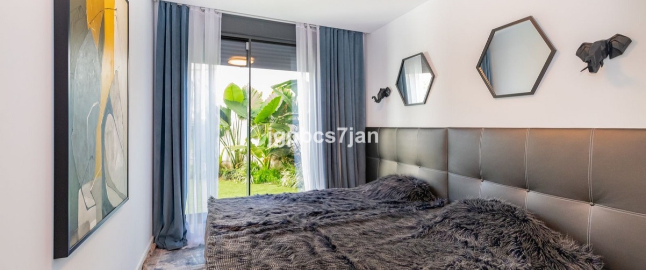 Rynek wtórny - apartment - Marbella - Cabopino