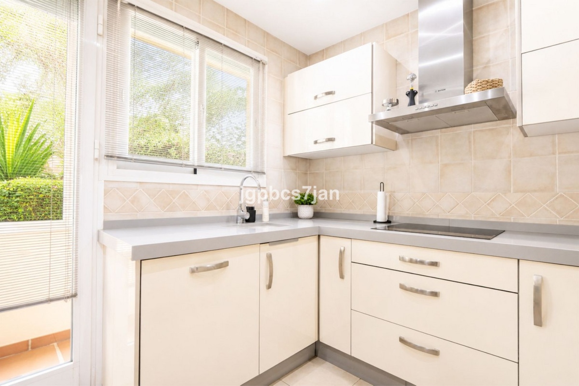 Rynek wtórny - apartment - Marbella - Cabopino