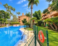 Rynek wtórny - apartment - Marbella - Cabopino