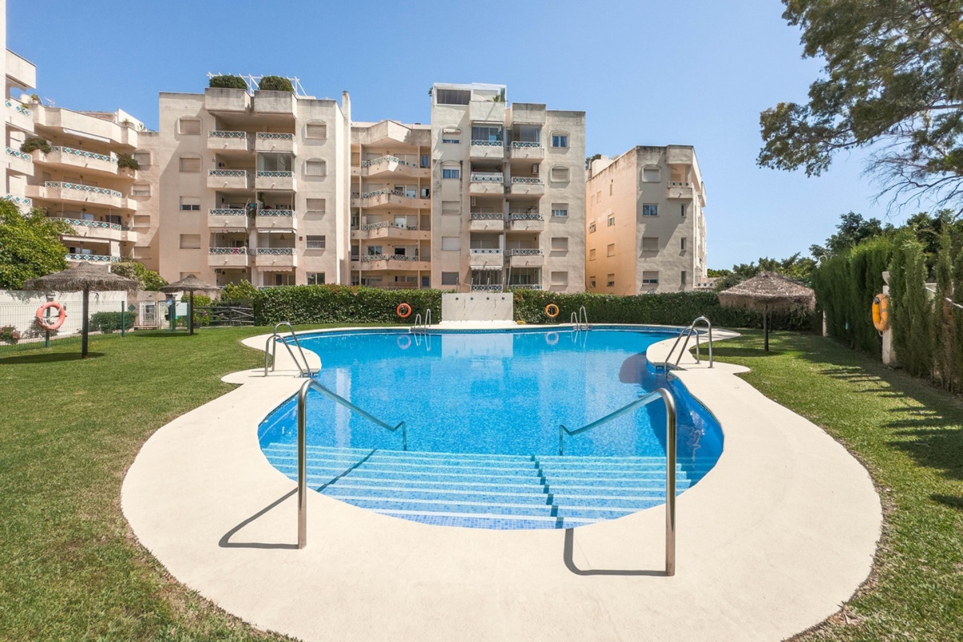 Rynek wtórny - apartment - Marbella - Costabella