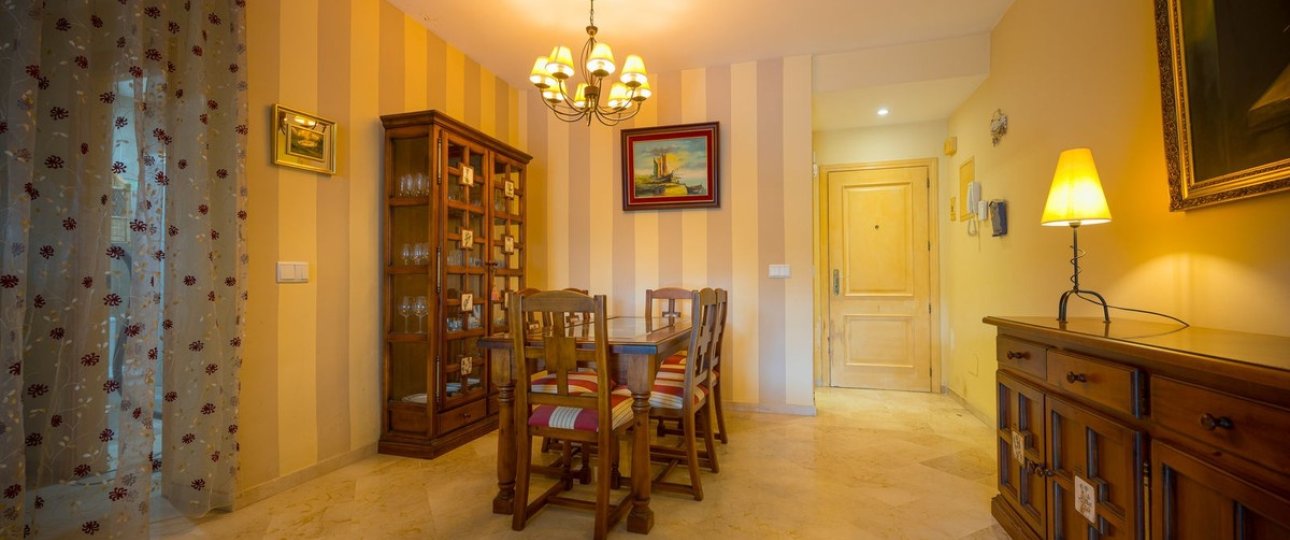 Rynek wtórny - apartment - Marbella - El Rosario