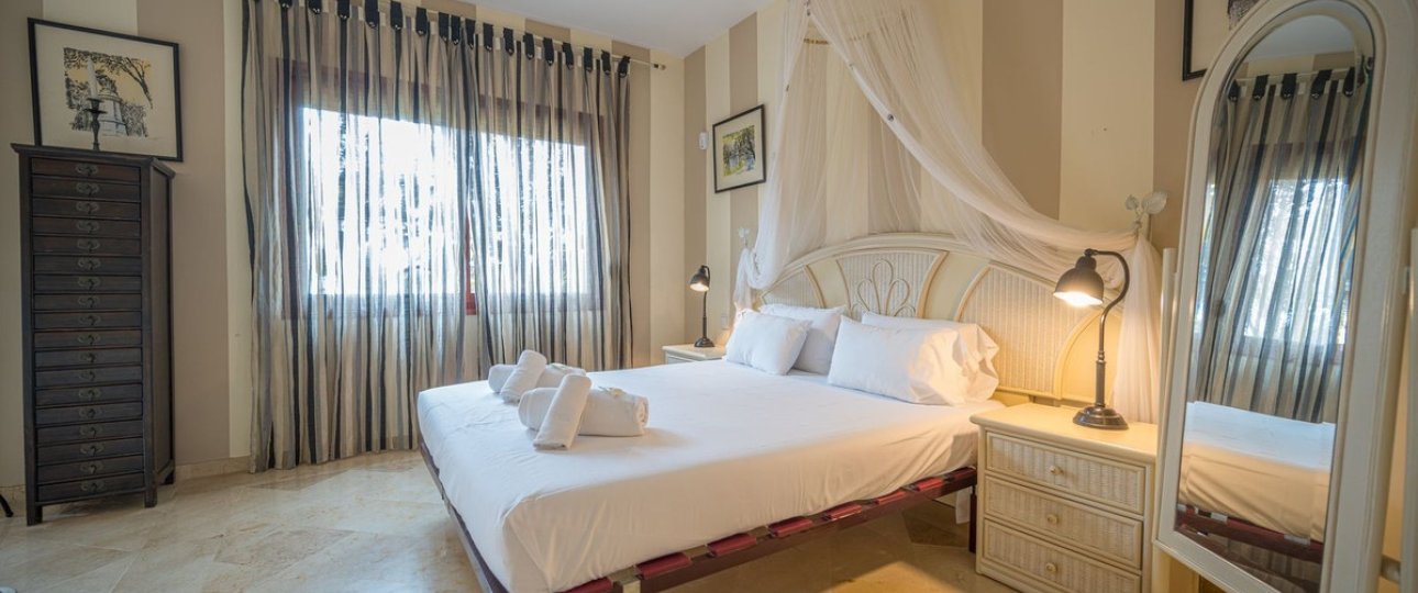 Rynek wtórny - apartment - Marbella - El Rosario